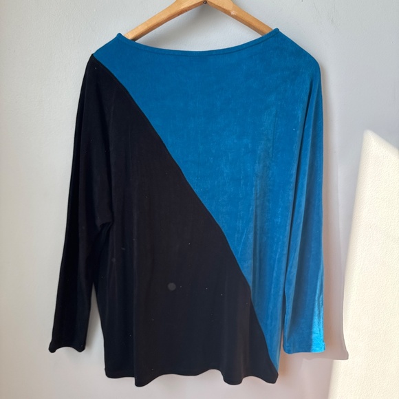 Chico’s traveler two tone bat wing shirt - Picture 5 of 5